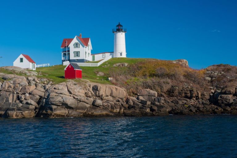 Famous New England Destinations | Travel to Work